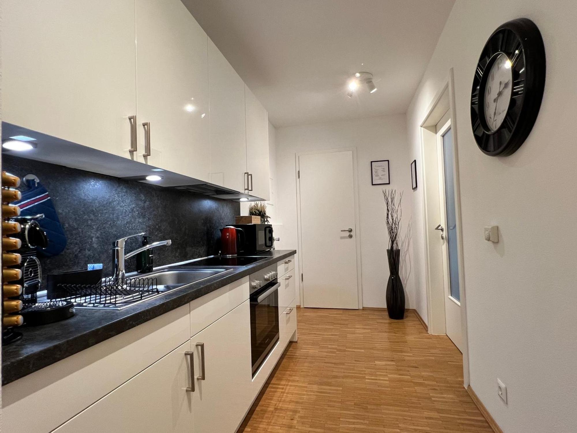 Moderne Wohnung Naehe Hbf-Lift-Tiefgarage-Contactless Check-In Hannover Esterno foto
